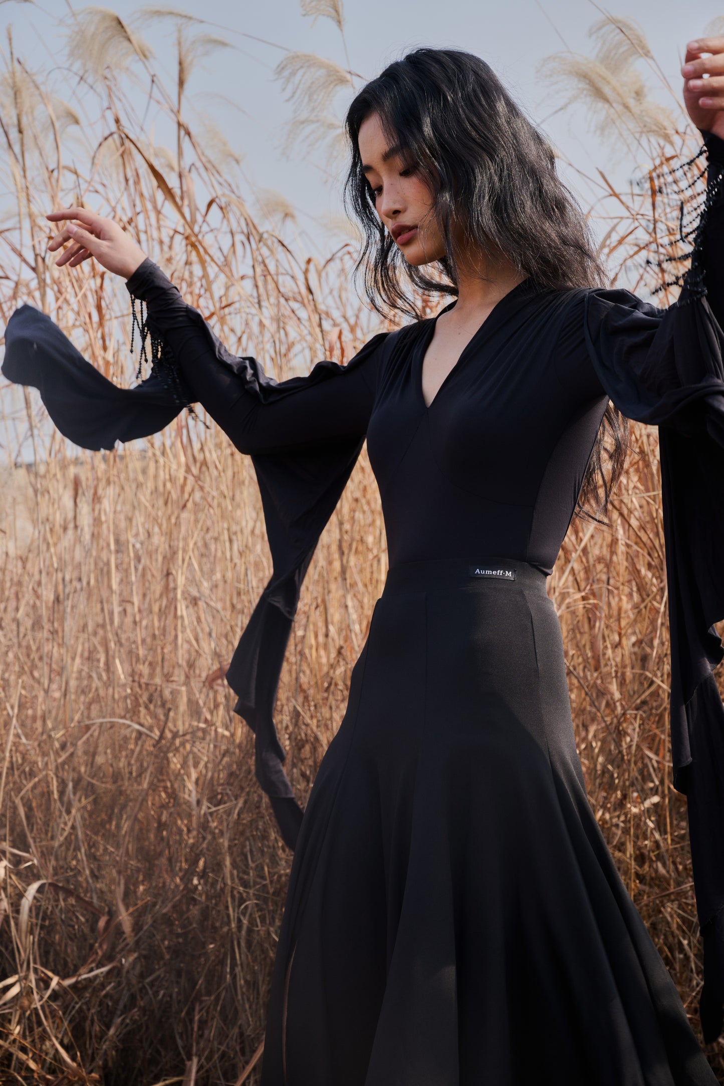 【Racing toward the Windblown Field of Wheat】 PRODUCT：F003