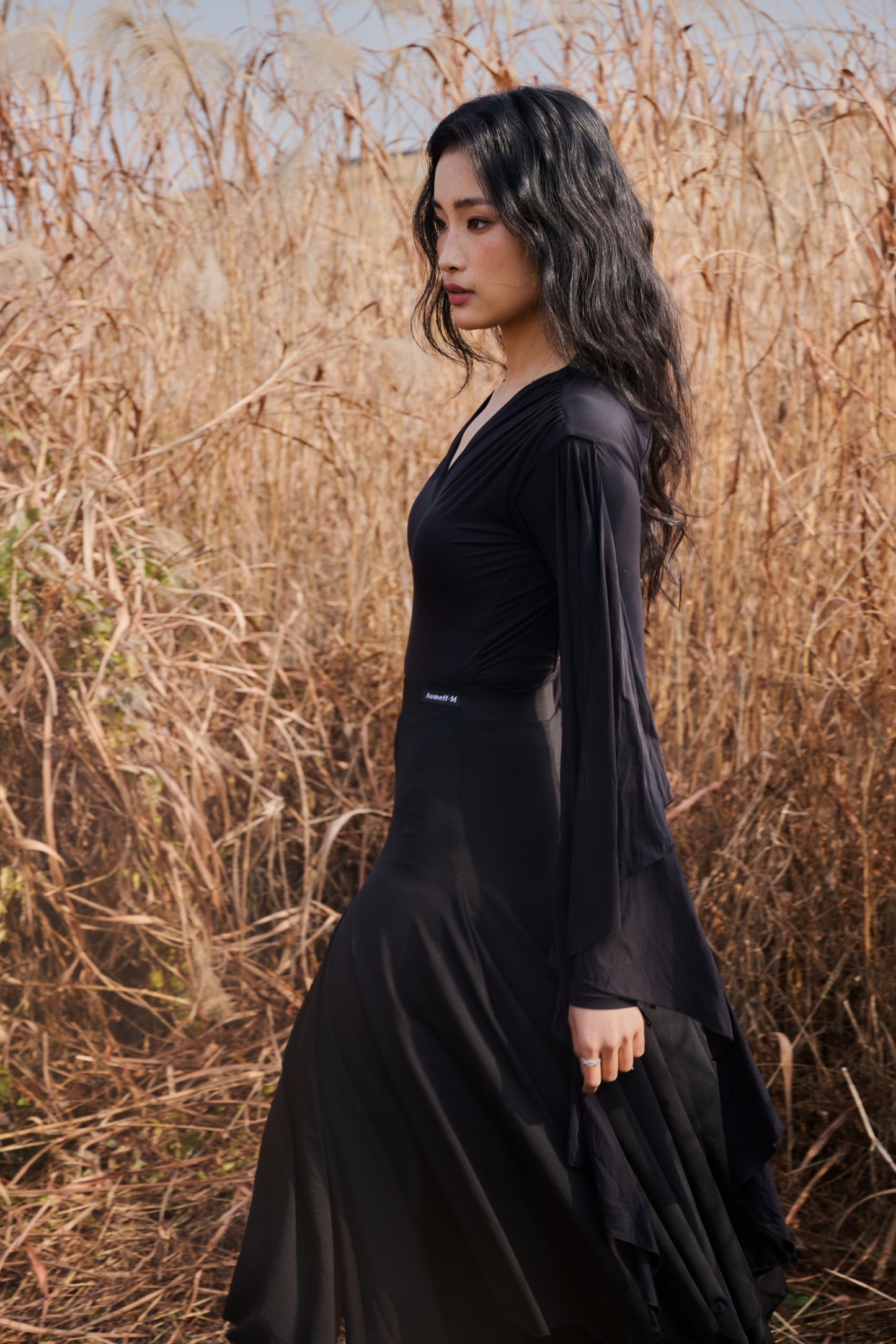 【Racing toward the Windblown Field of Wheat】 PRODUCT：F003