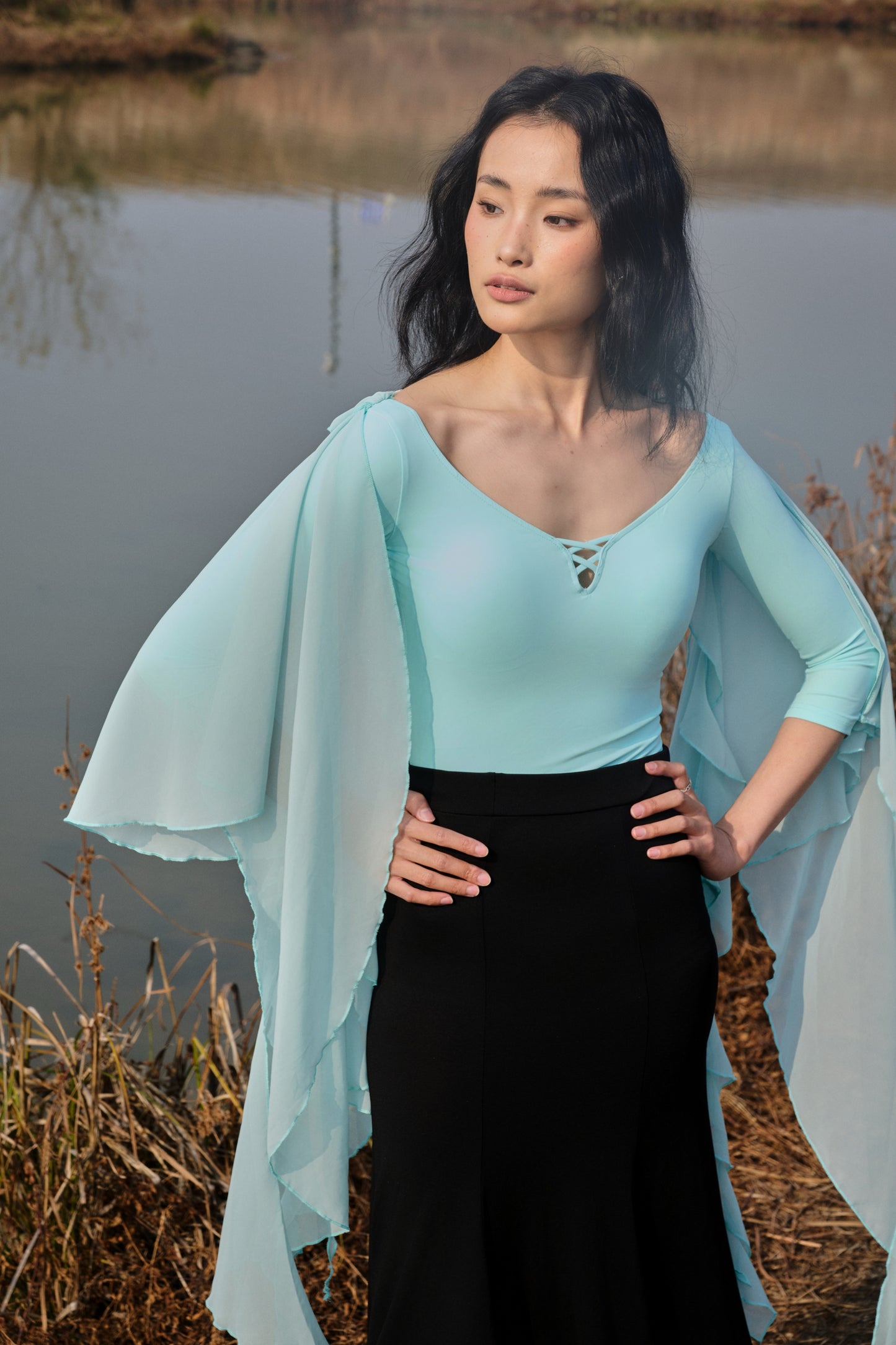 【Racing toward the Windblown Field of Wheat】 PRODUCT：F006