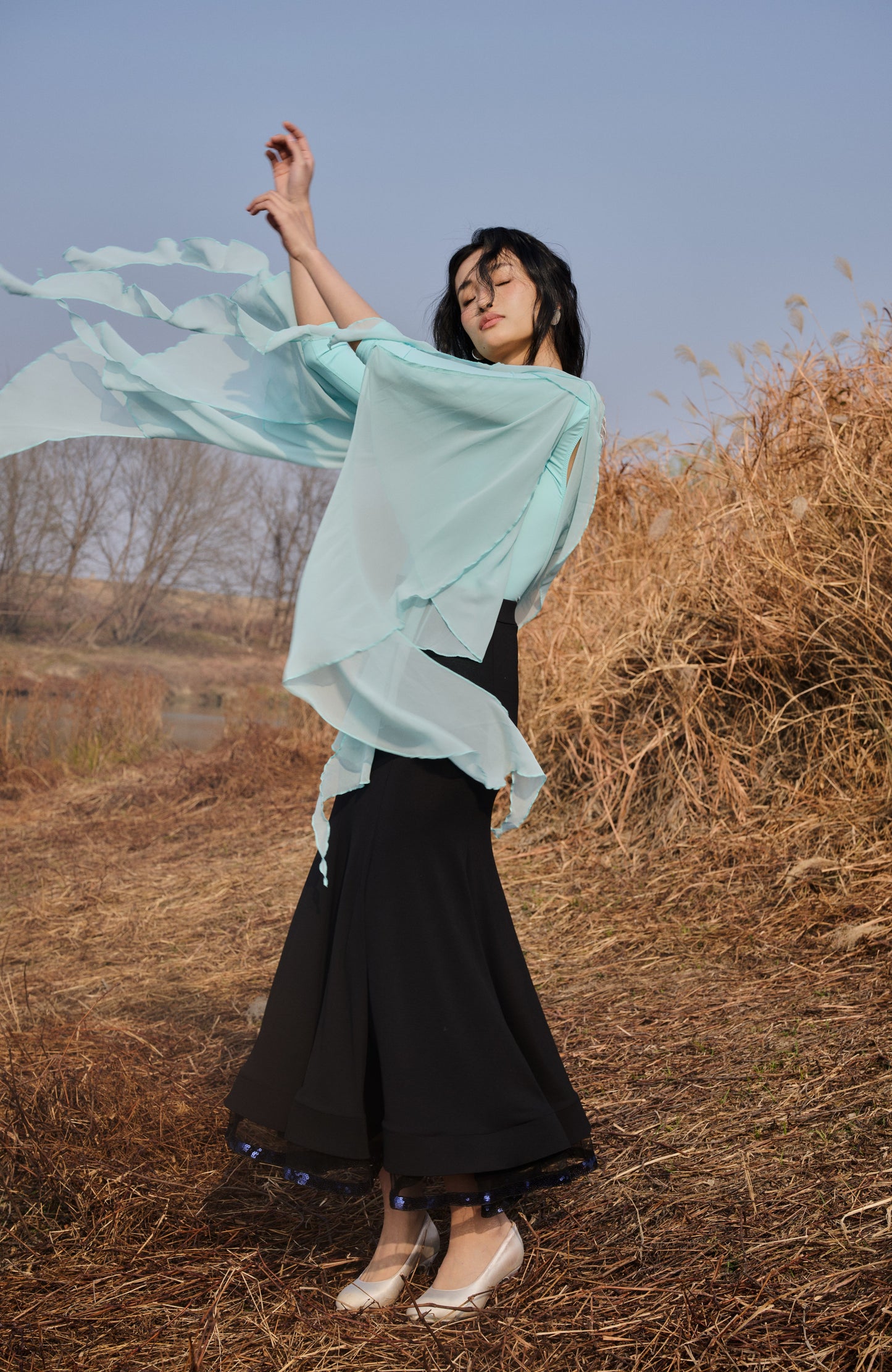 【Racing toward the Windblown Field of Wheat】 PRODUCT：F006